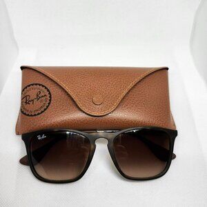 Ray-Ban RB4187 Chris sunglasses